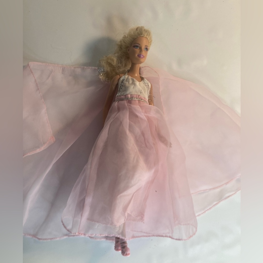 Barbie fashion doll vintage blonde bellybutton pink gown with cape